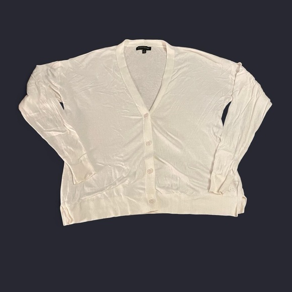 Banana Republic Sweaters - Banana Republic Cream Cardigan Sweater